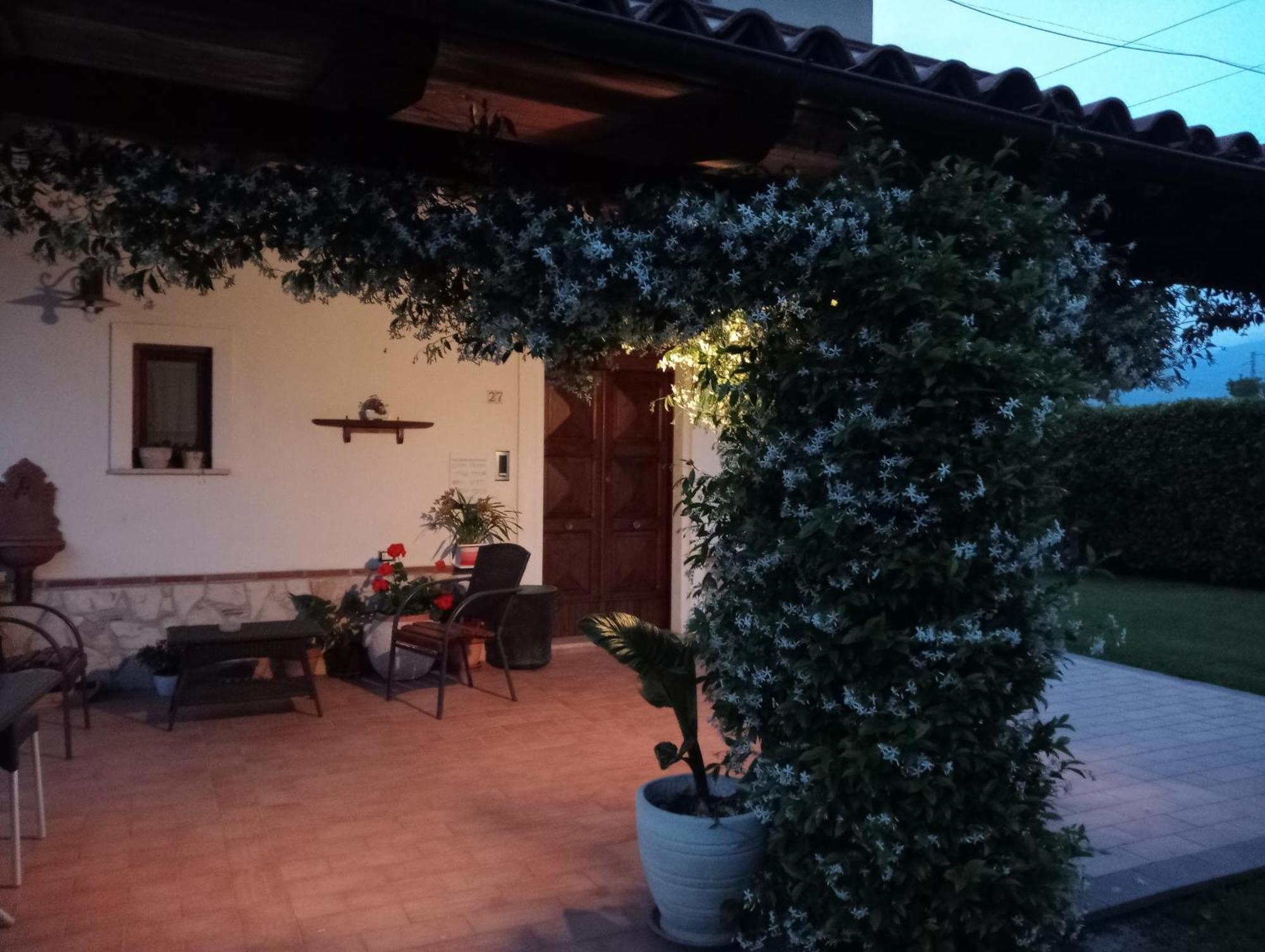B&B Il Tiglio Padula Exteriör bild