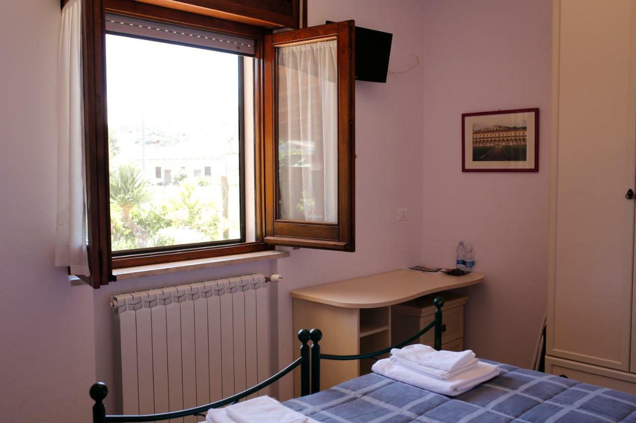 B&B Il Tiglio Padula Exteriör bild